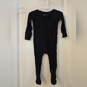 Posh Peanut Ruffle Footie